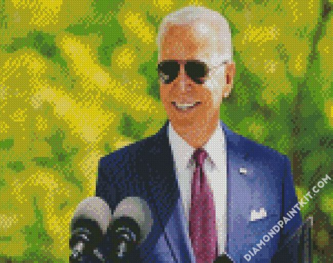 Joe Biden Wearing Glasses diamond painting