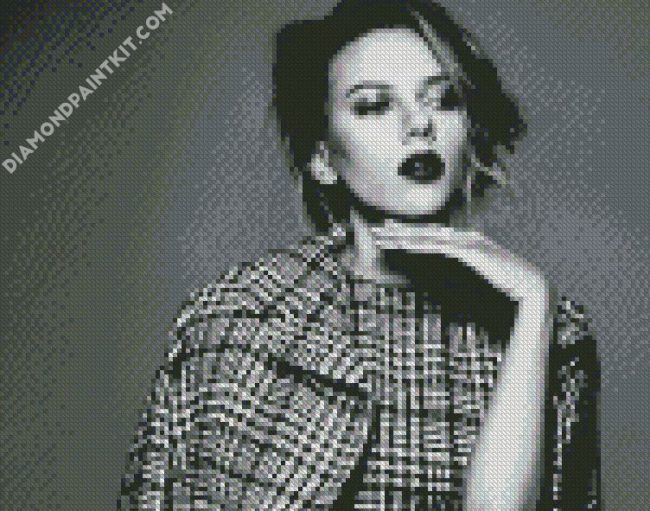 Black And White Scarlett Johansson diamond painting