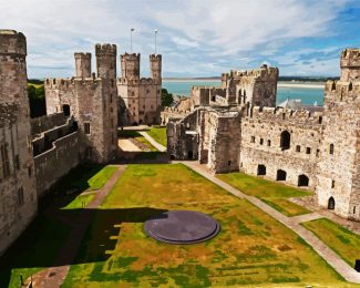 Anglesey Caernarfon Castle diamond painting