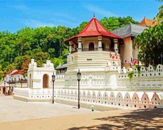 Temple Of The Sacred Tooth Relic Sri Lanka diamond painting